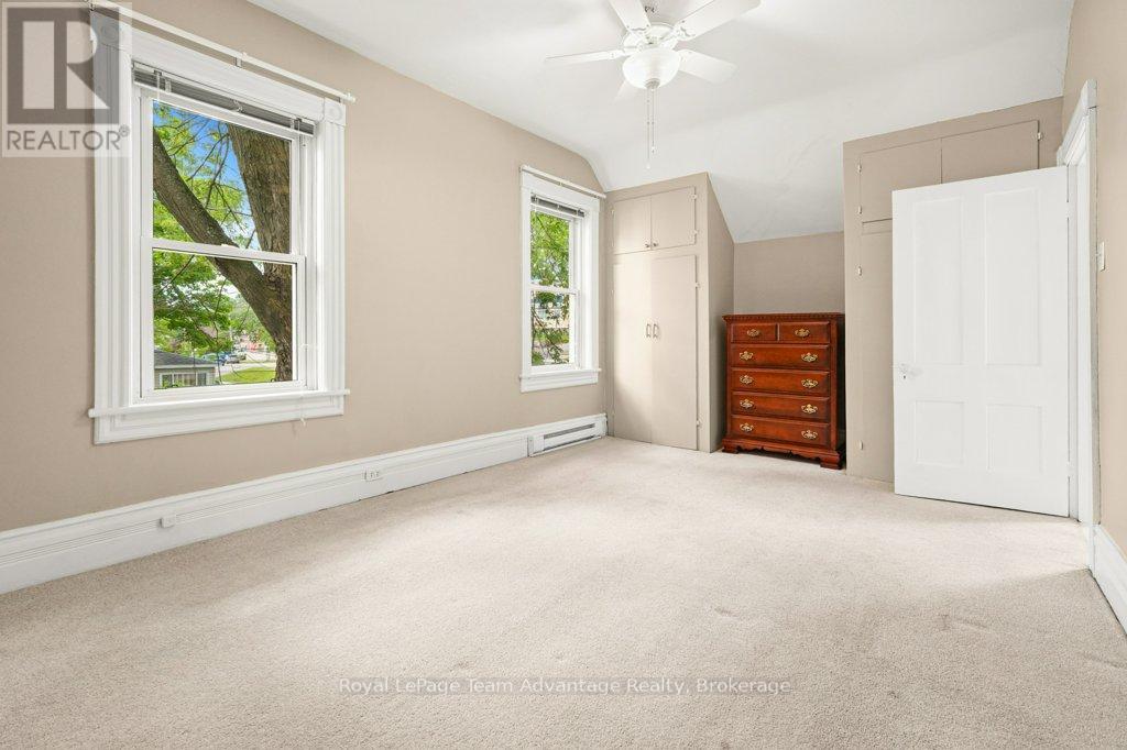 35 WILLIAM STREET - 22