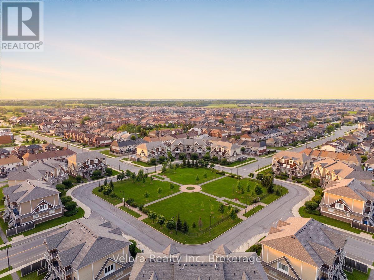 639 LAKERIDGE DRIVE - 26