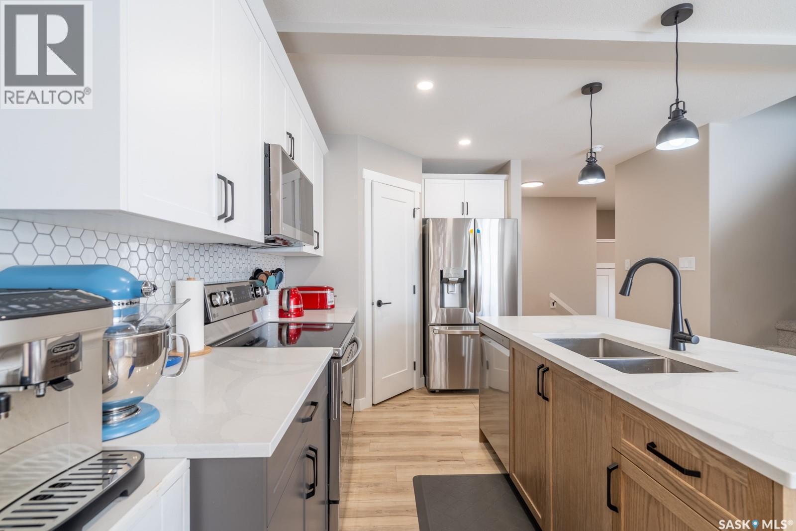 4620 Ferndale CRESCENT — photo 12