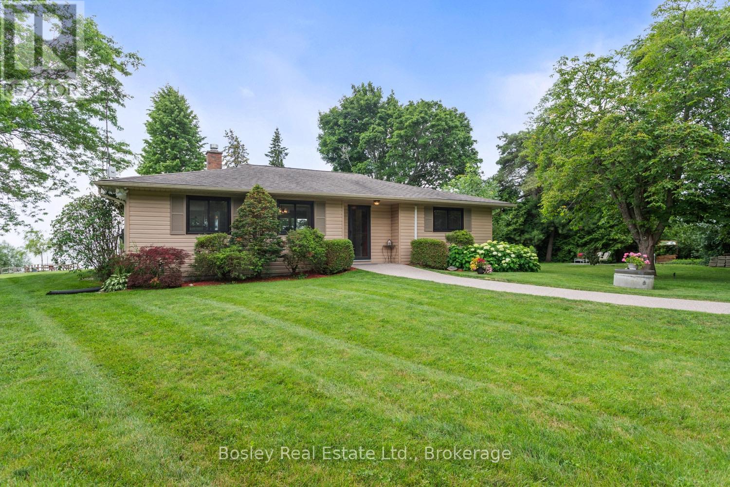 373 VICTORIA BEACH ROAD - 2