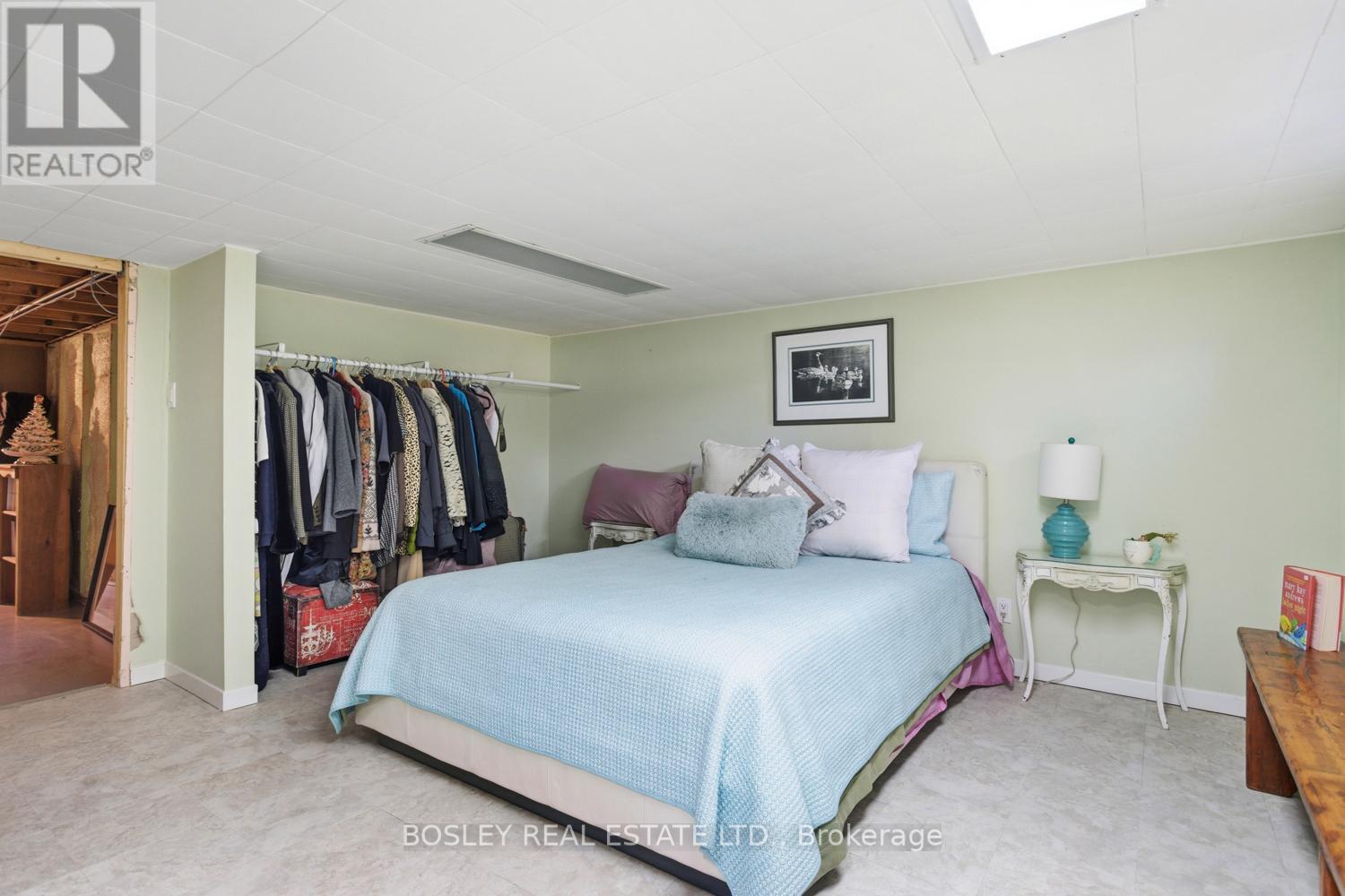 373 VICTORIA BEACH ROAD - 31