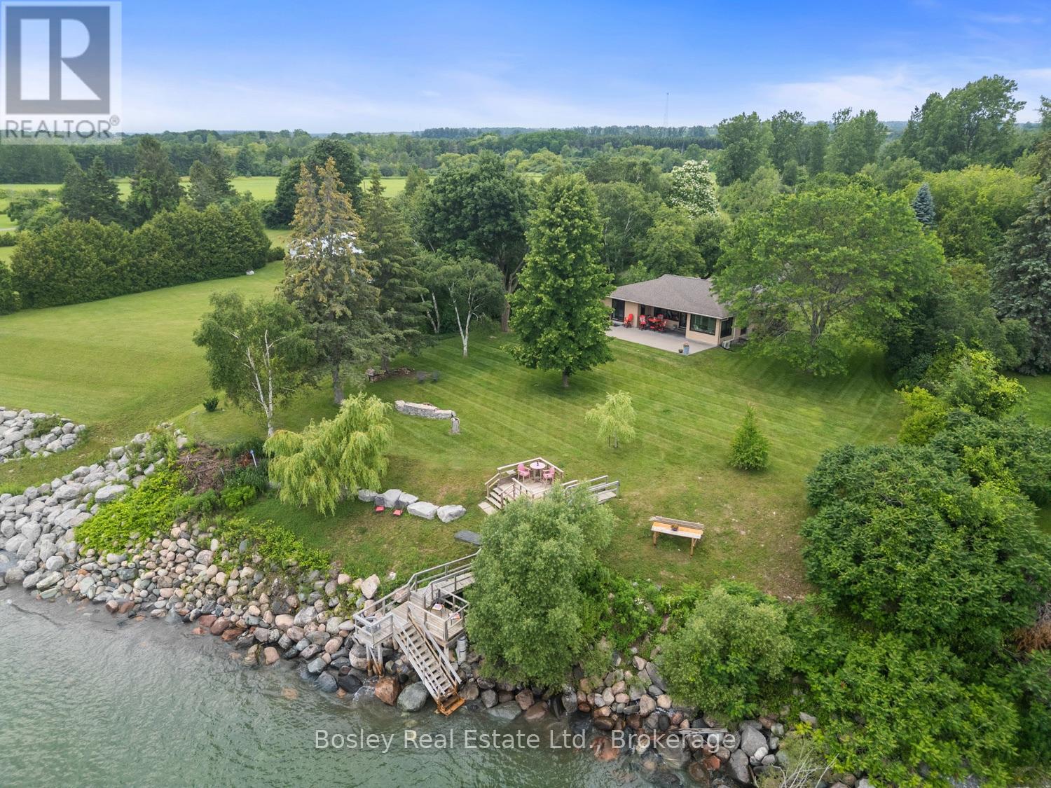 373 VICTORIA BEACH ROAD - 37