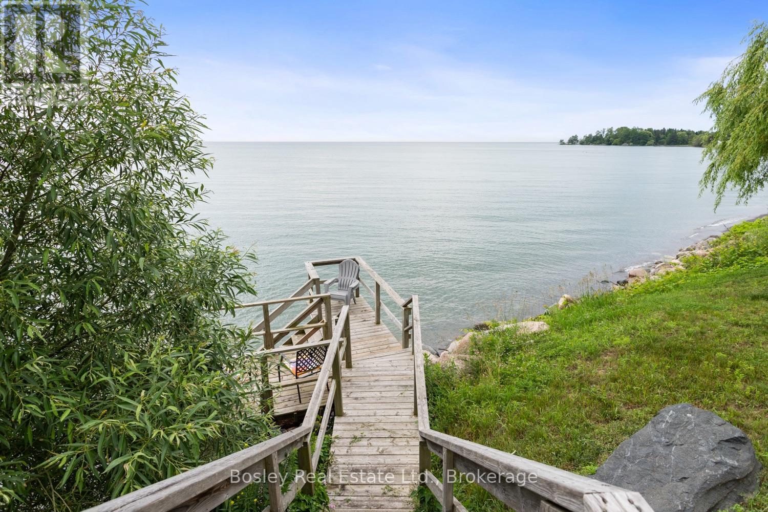 373 VICTORIA BEACH ROAD - 40