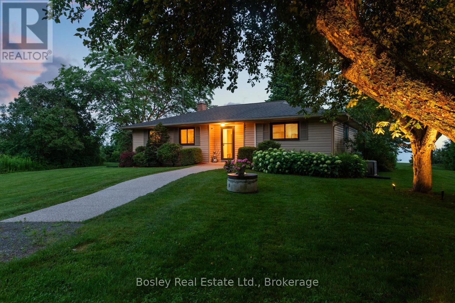 373 VICTORIA BEACH ROAD - 45