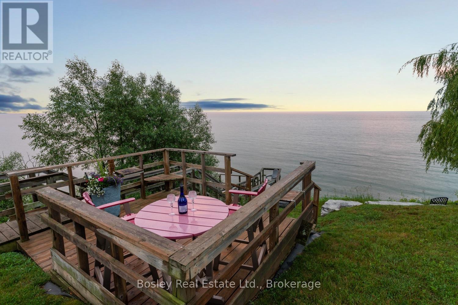 373 VICTORIA BEACH ROAD - 47
