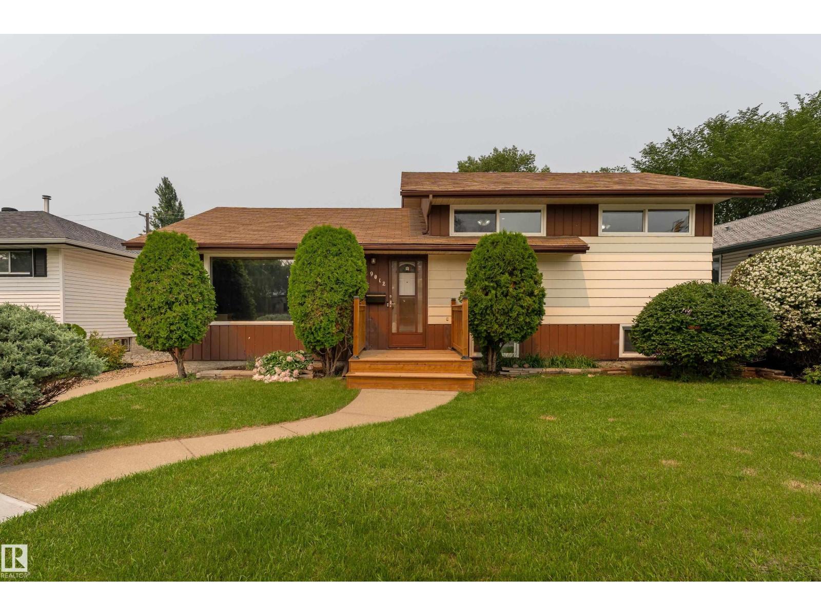 9012 MEADOWLARK RD NW - 1