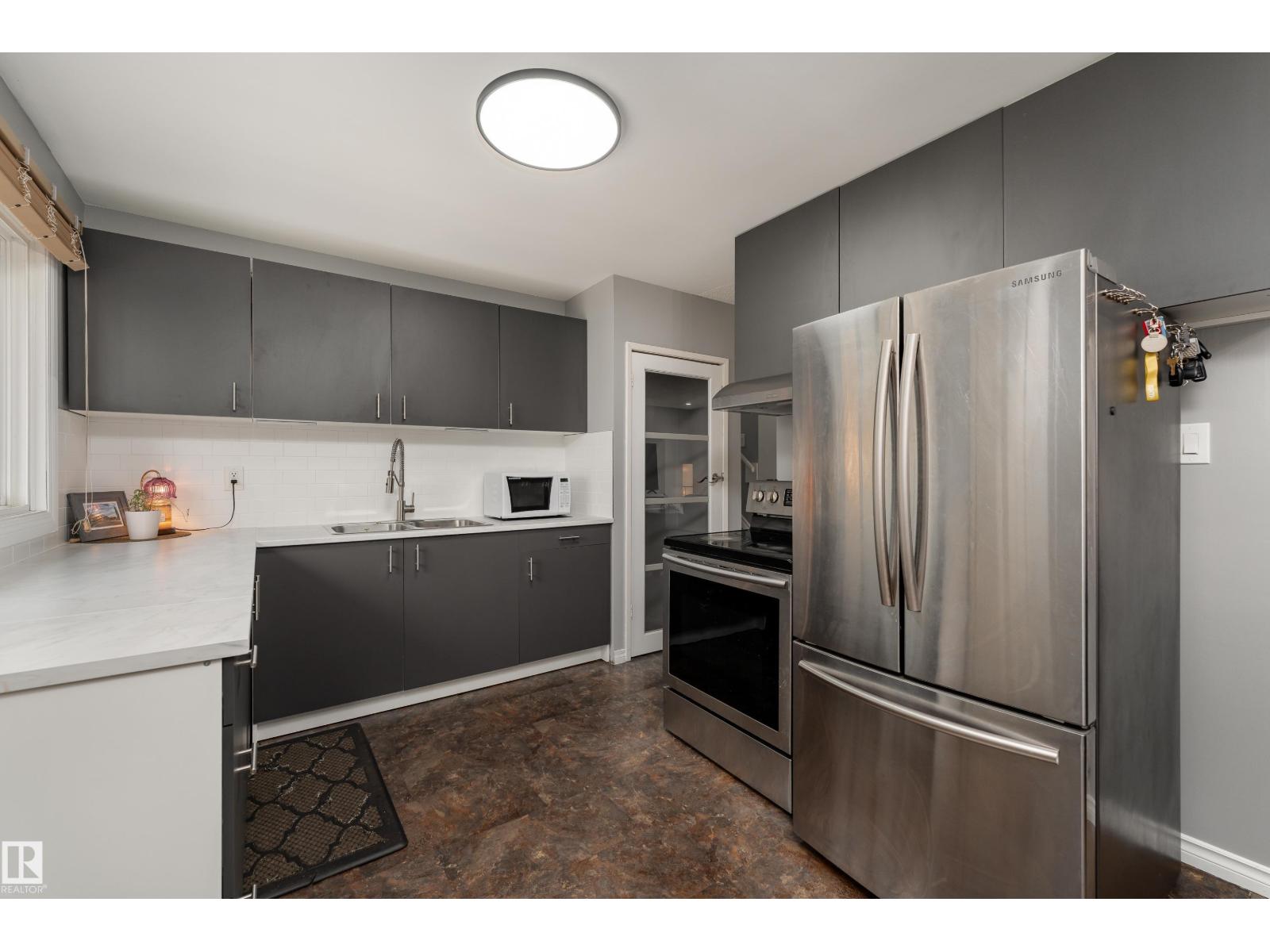 9012 MEADOWLARK RD NW - 12