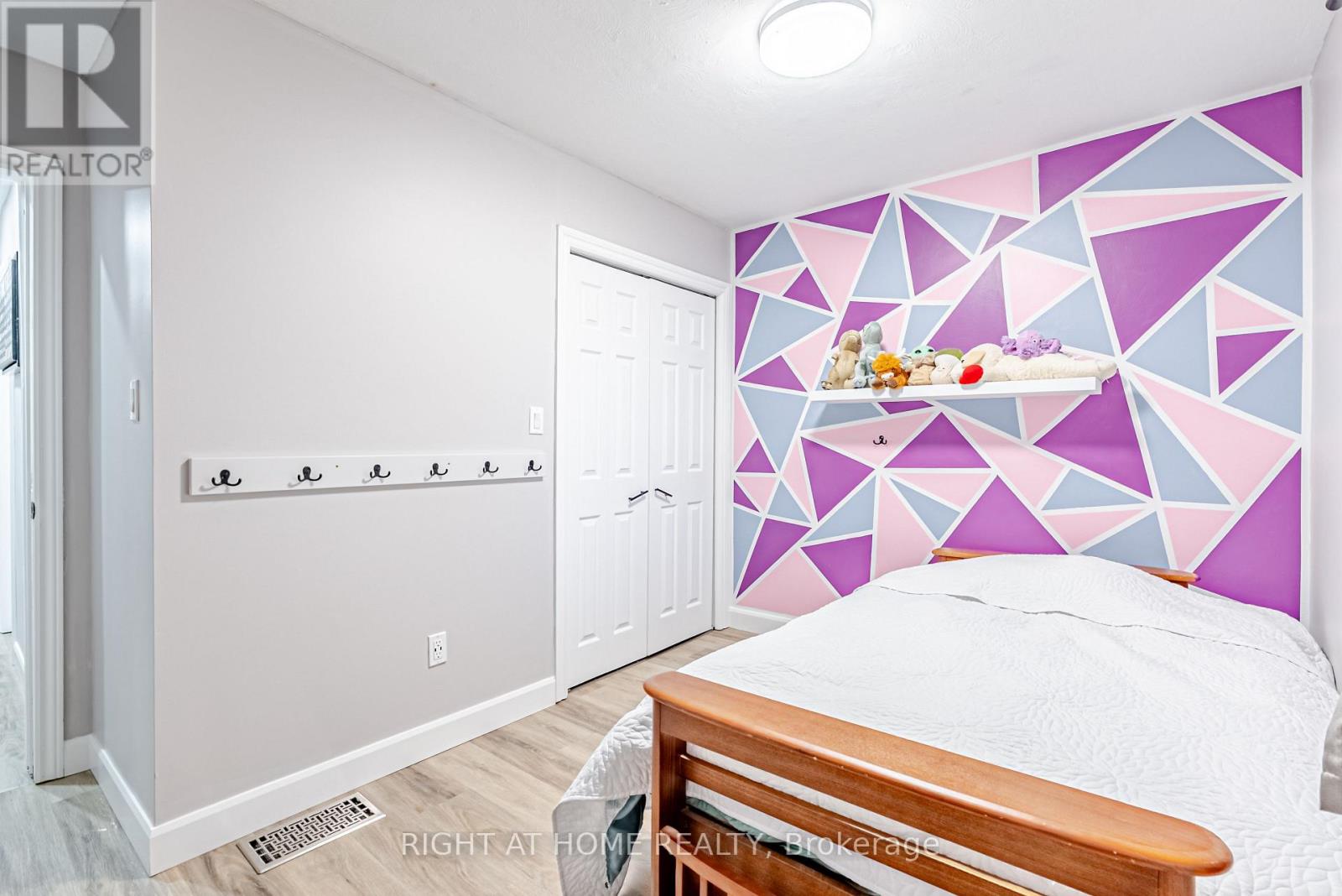 273 ALMA STREET - 22