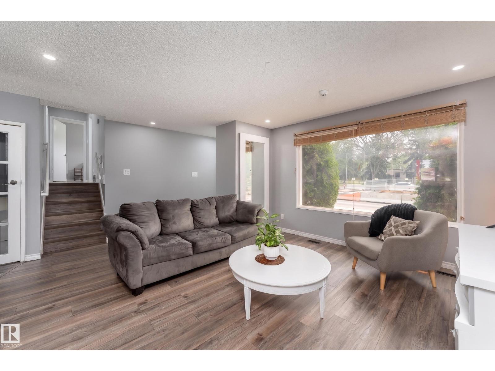 9012 MEADOWLARK RD NW - 3