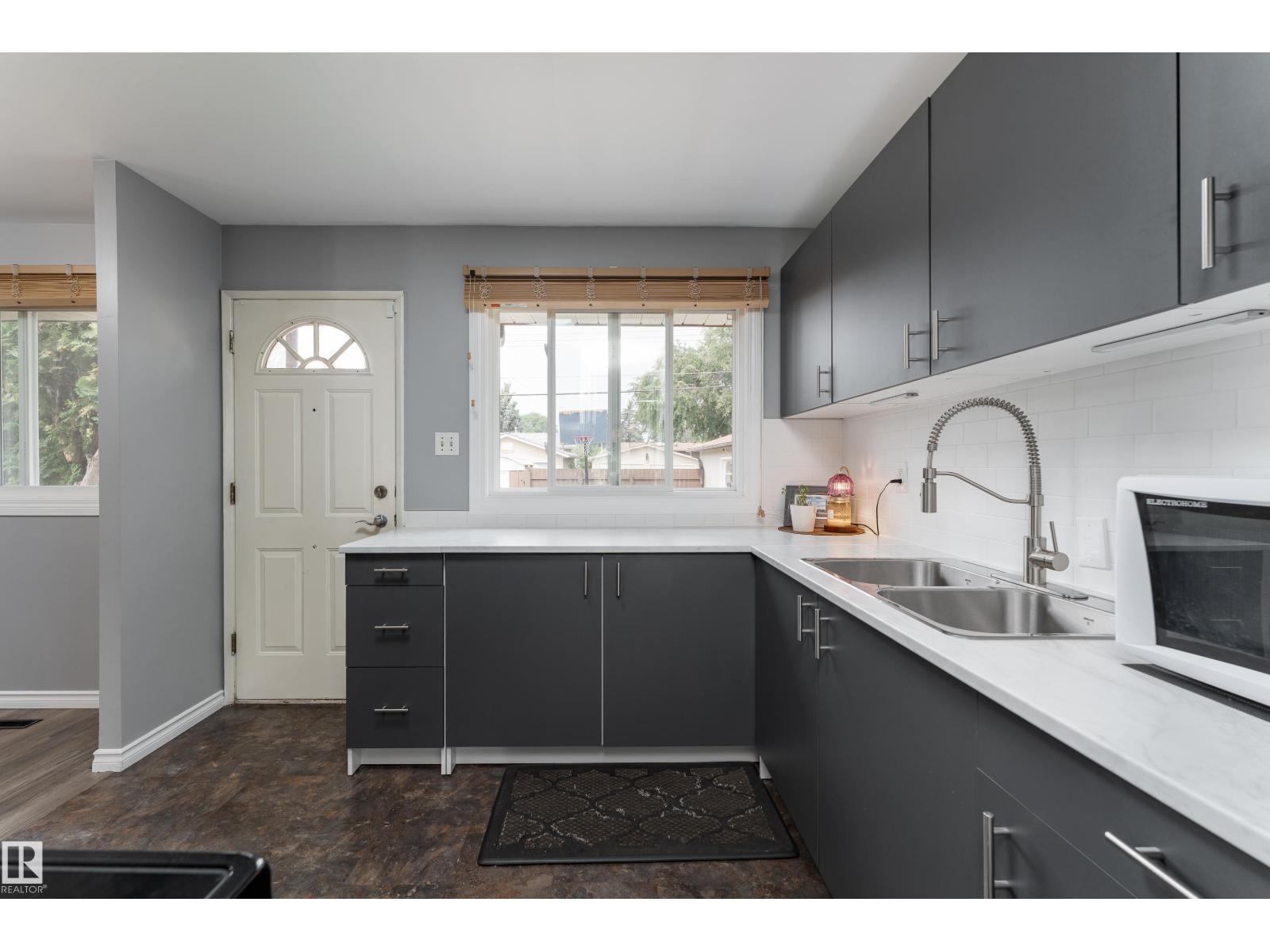 9012 MEADOWLARK RD NW - 13