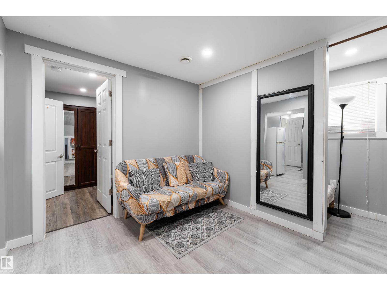 9012 MEADOWLARK RD NW - 28