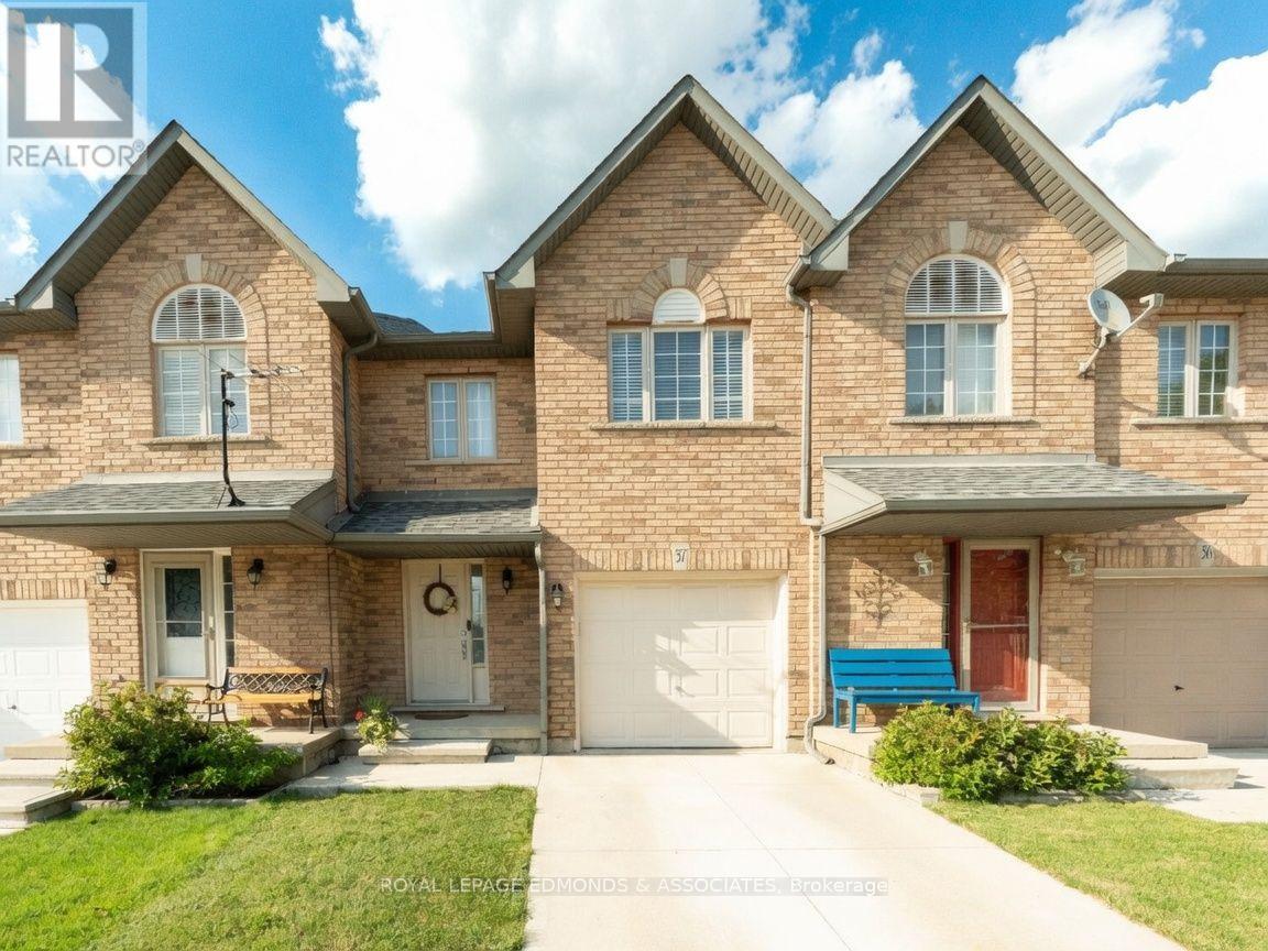 Photo of 565 Rymal Road