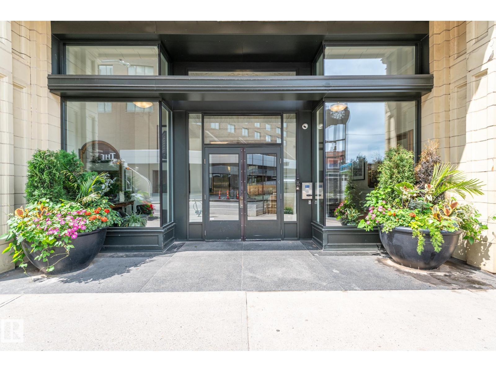 #810 10134 100 ST NW - 3