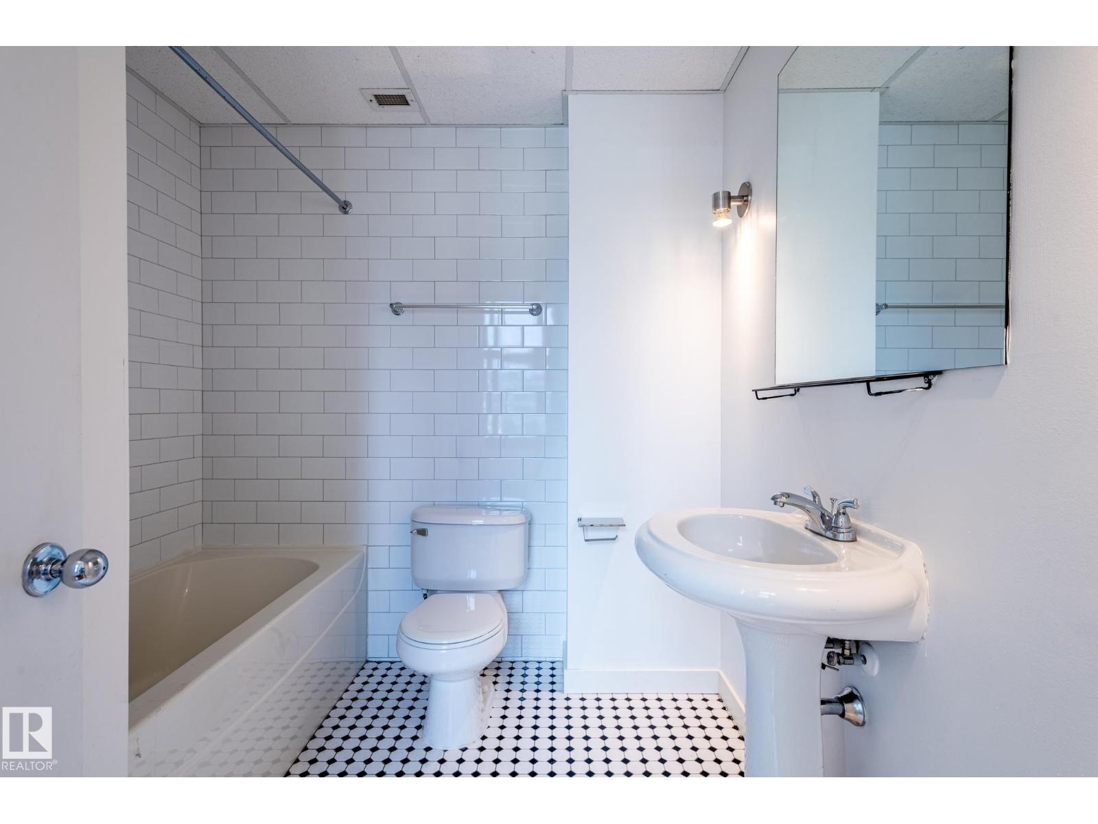 #810 10134 100 ST NW - 42