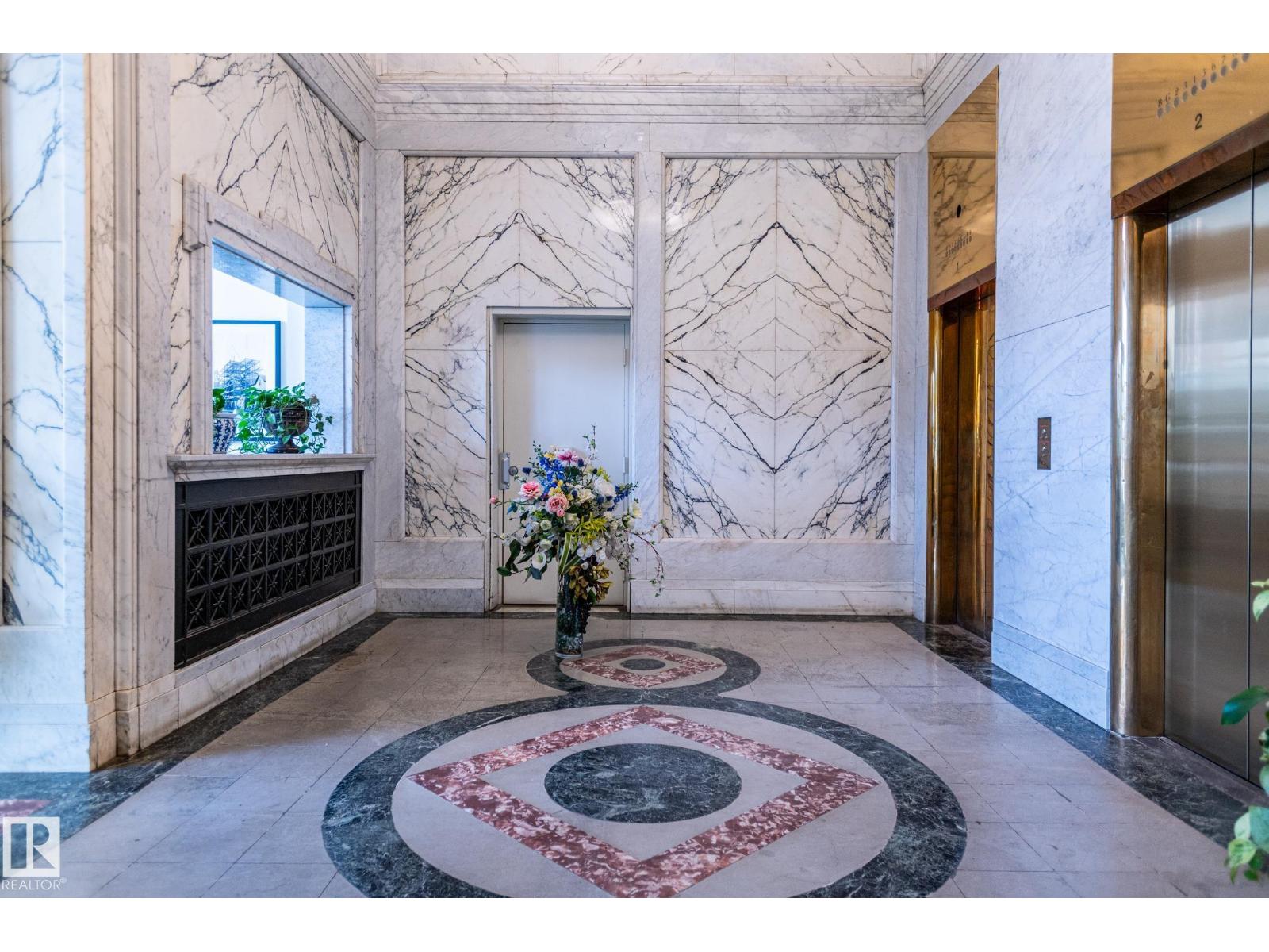 #810 10134 100 ST NW - 16