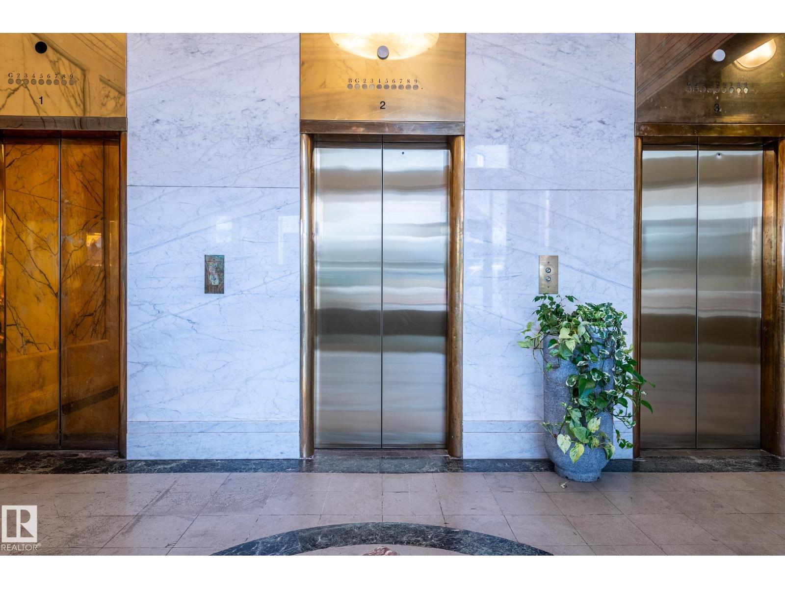 #810 10134 100 ST NW - 17