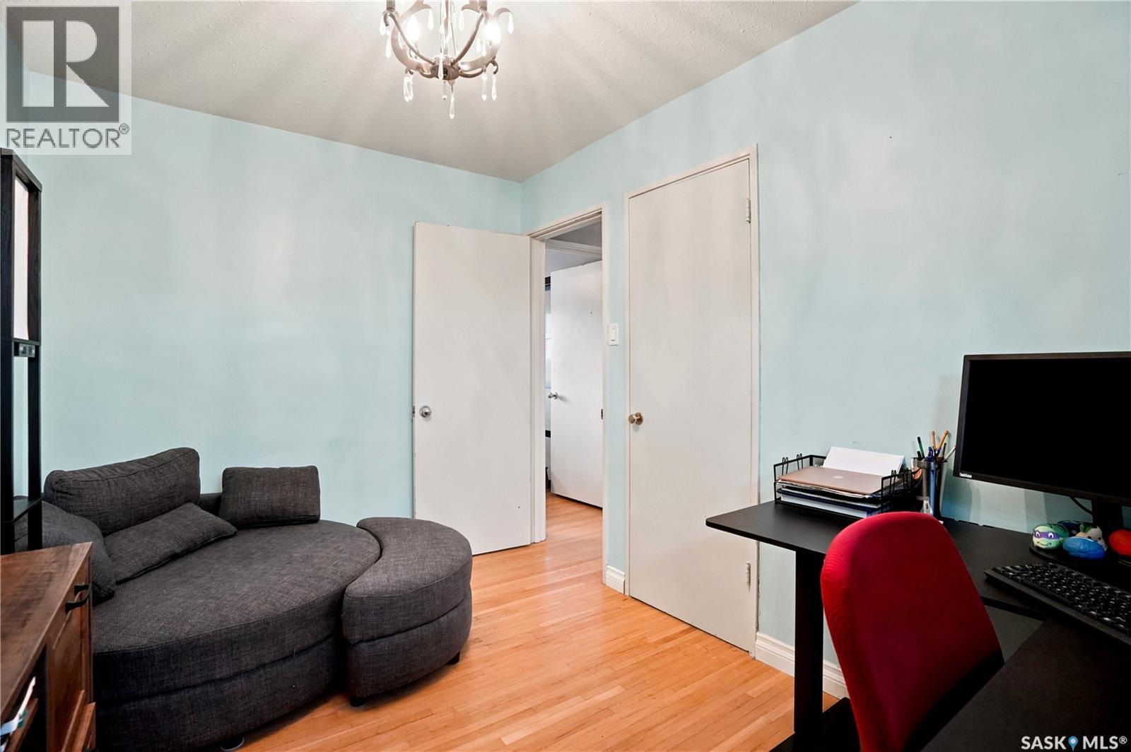 813 HORACE STREET - 12