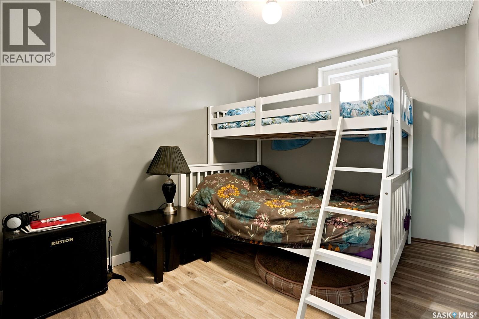 813 HORACE STREET - 25