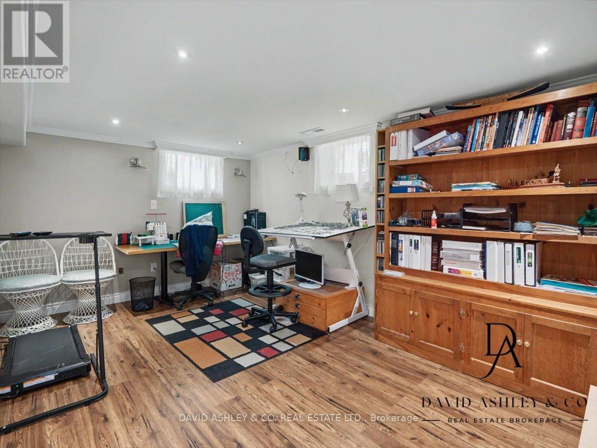 4 QUEEN STREET - 24