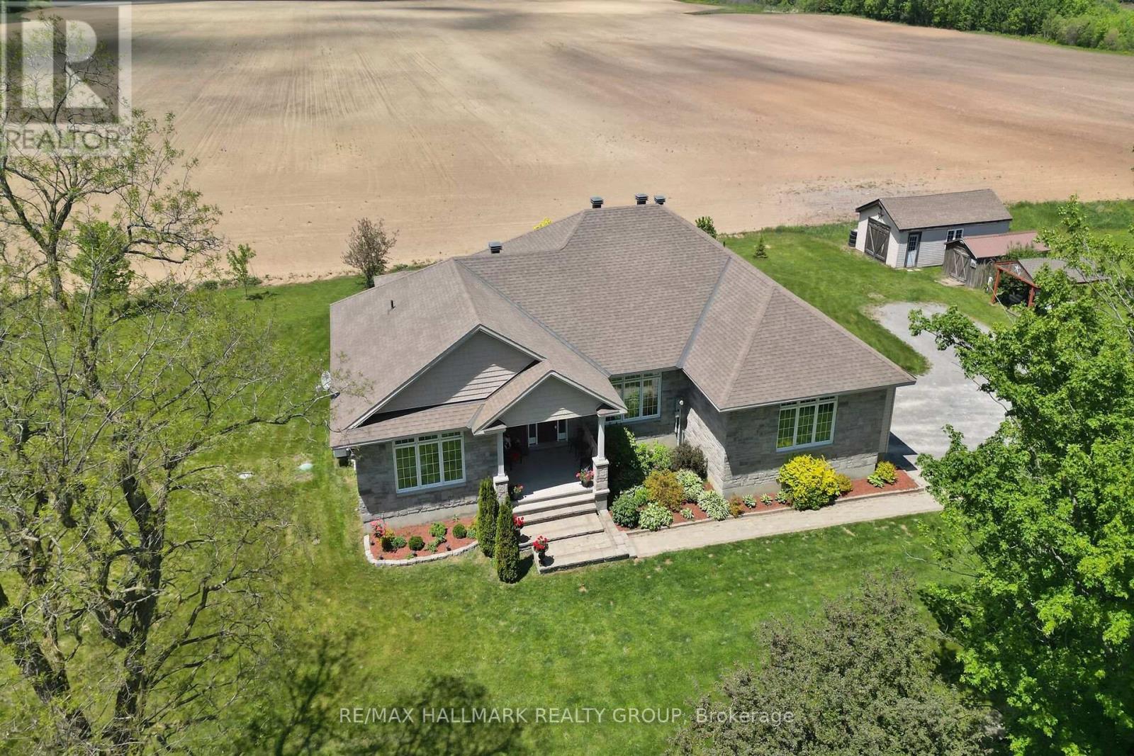 7479 BLEEKS ROAD - 1