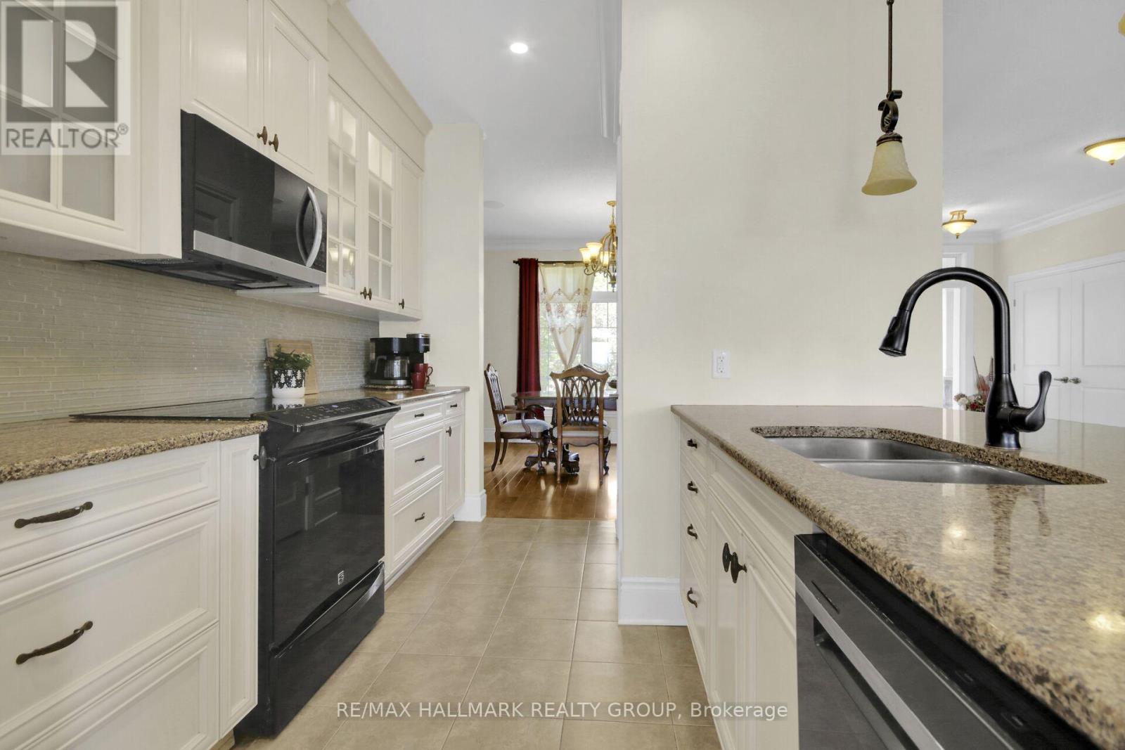 7479 BLEEKS ROAD - 9