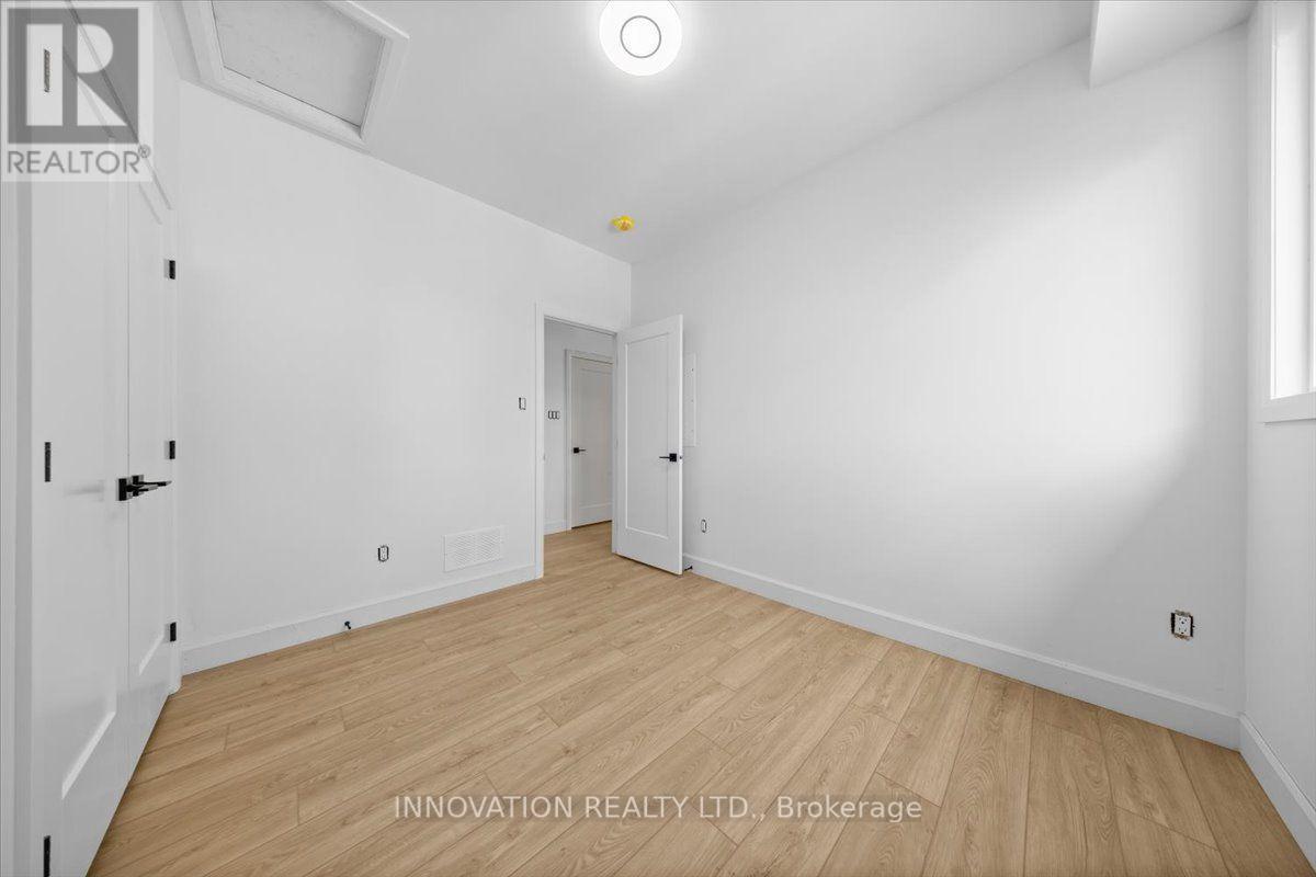 486-2 WENTWORTH AVENUE, Ottawa. Luxury613. By Peter Sagos - Image 15