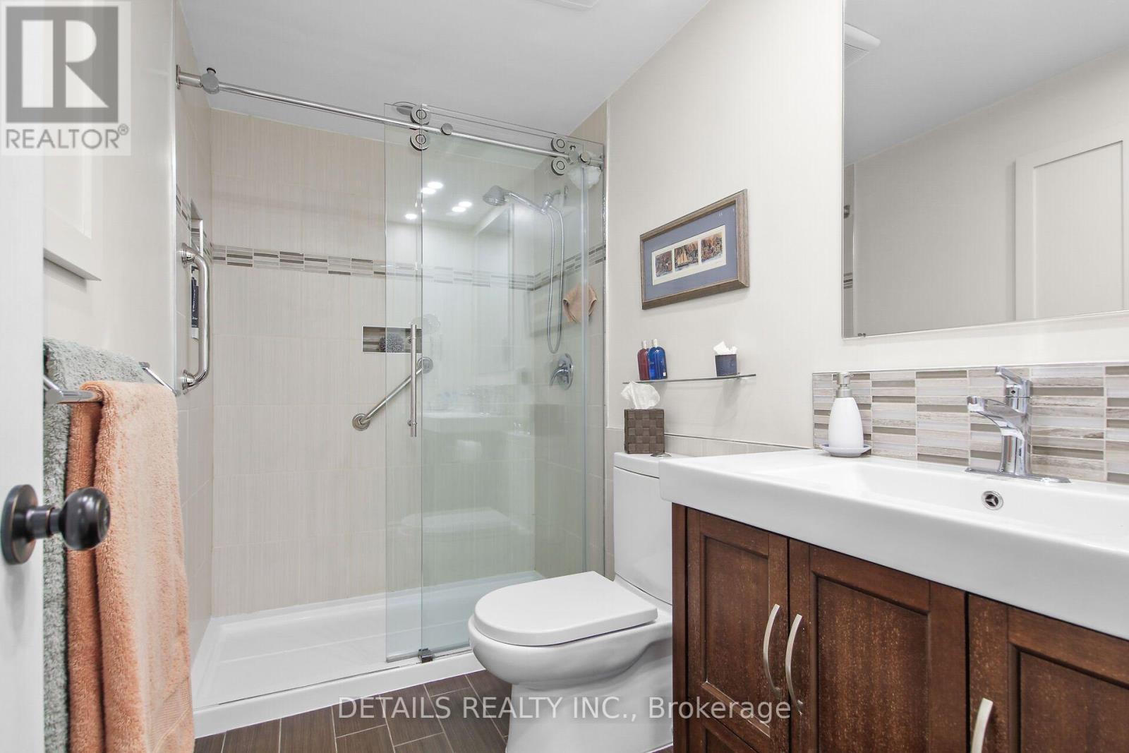 41 RICKEY PLACE - 30