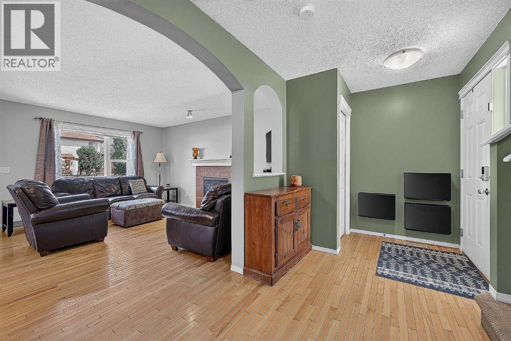 960 Copperfield Boulevard SE - 4