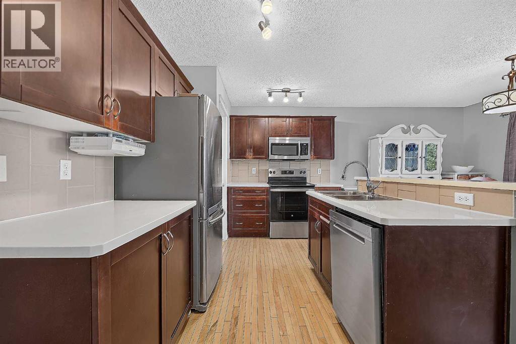 960 Copperfield Boulevard SE - 38