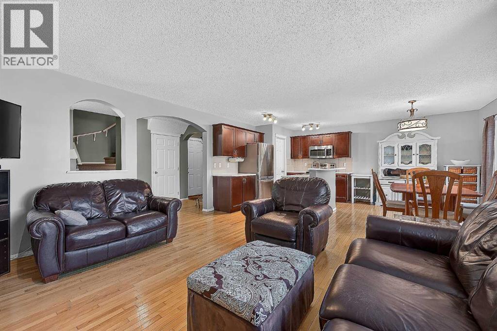 960 Copperfield Boulevard SE - 3