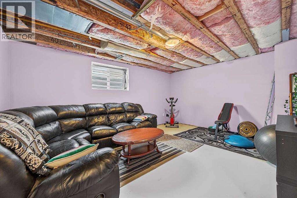 960 Copperfield Boulevard SE - 40