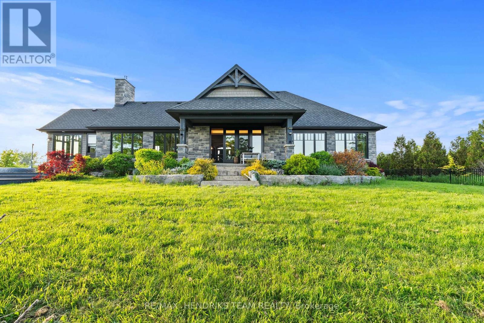 515 SANDY BAY ROAD - 32