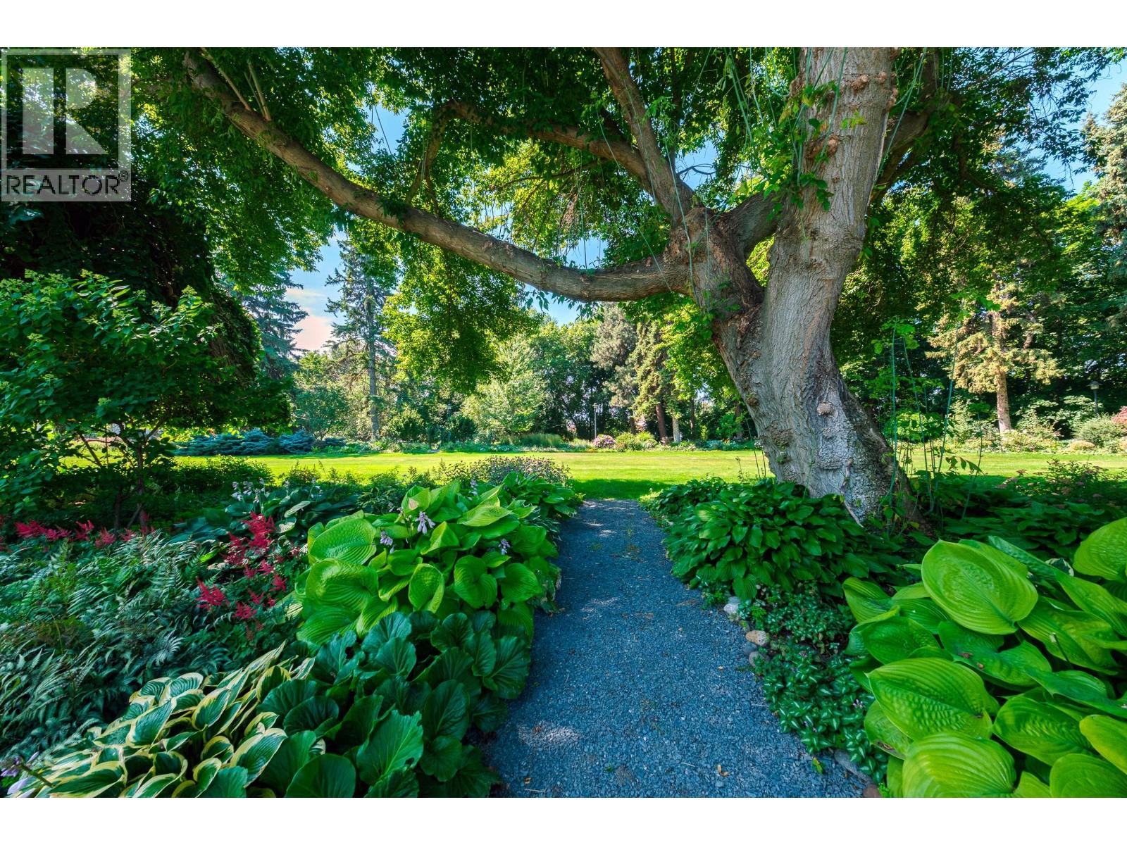 108 1986 Bowes Street, Kelowna