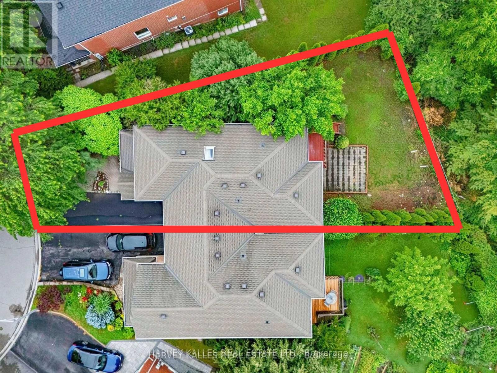 2120 ERIN GATE BOULEVARD - 2