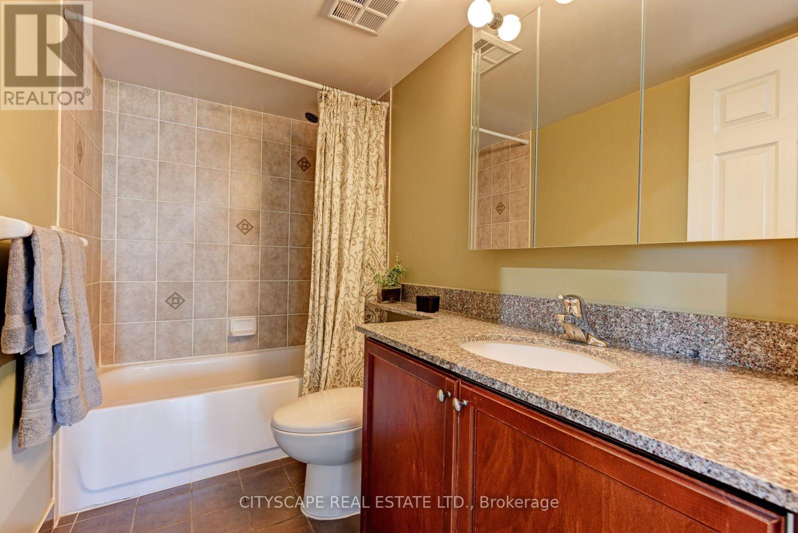 #404 4850 GLEN ERIN DRIVE - Image 23