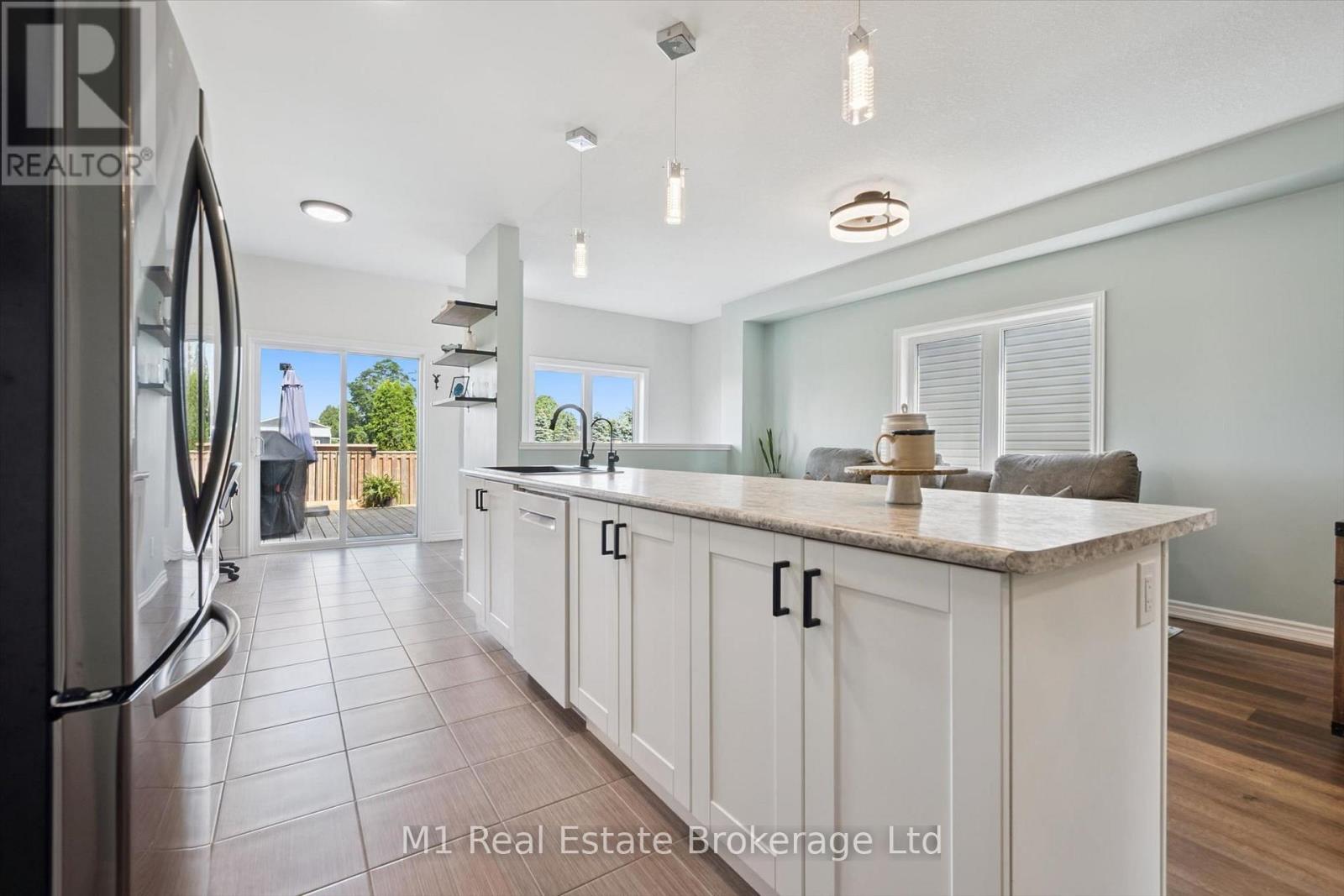 43 COURTNEY STREET - Image 14
