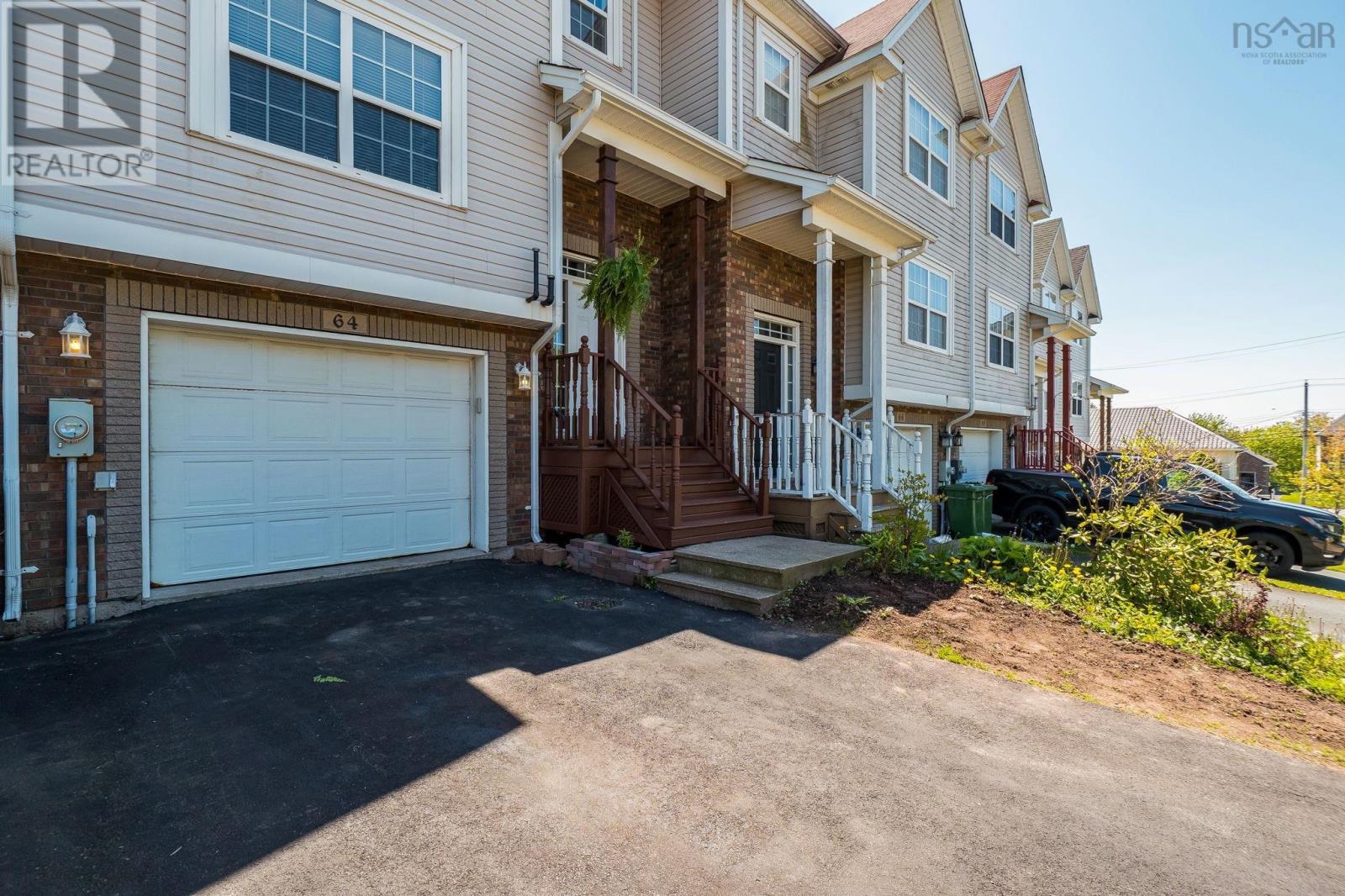 64 Whitehall Crescent - 2