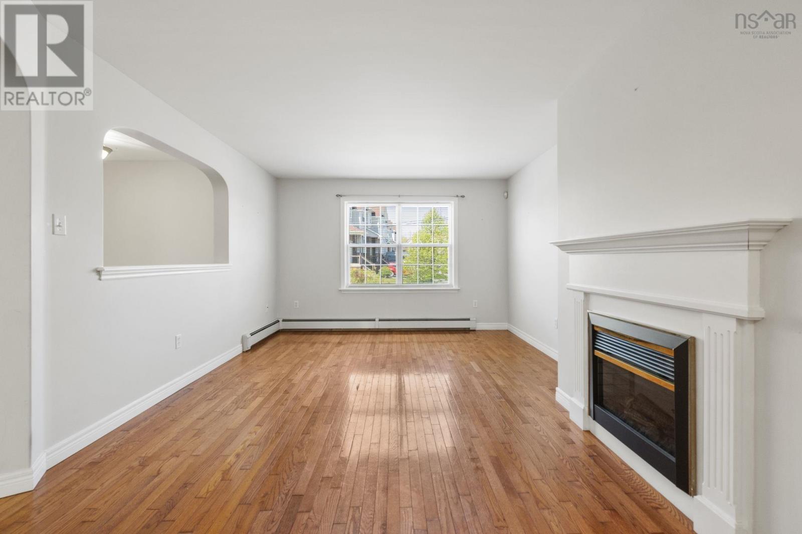 64 Whitehall Crescent - 5