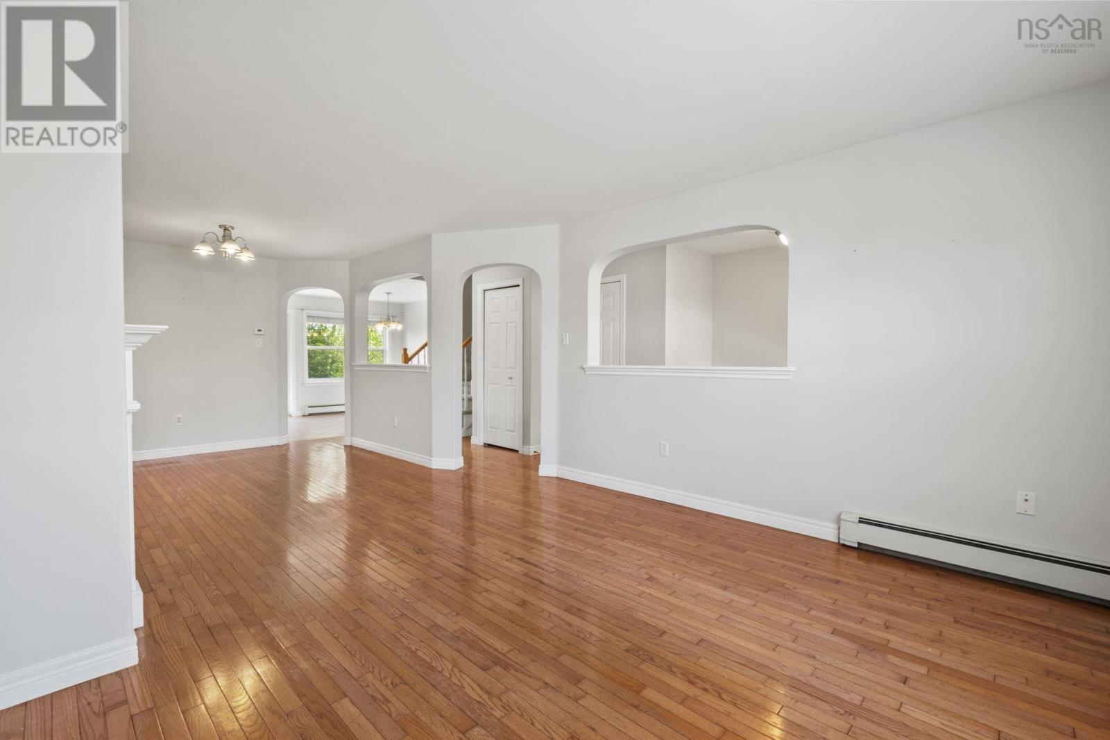 64 Whitehall Crescent - 7
