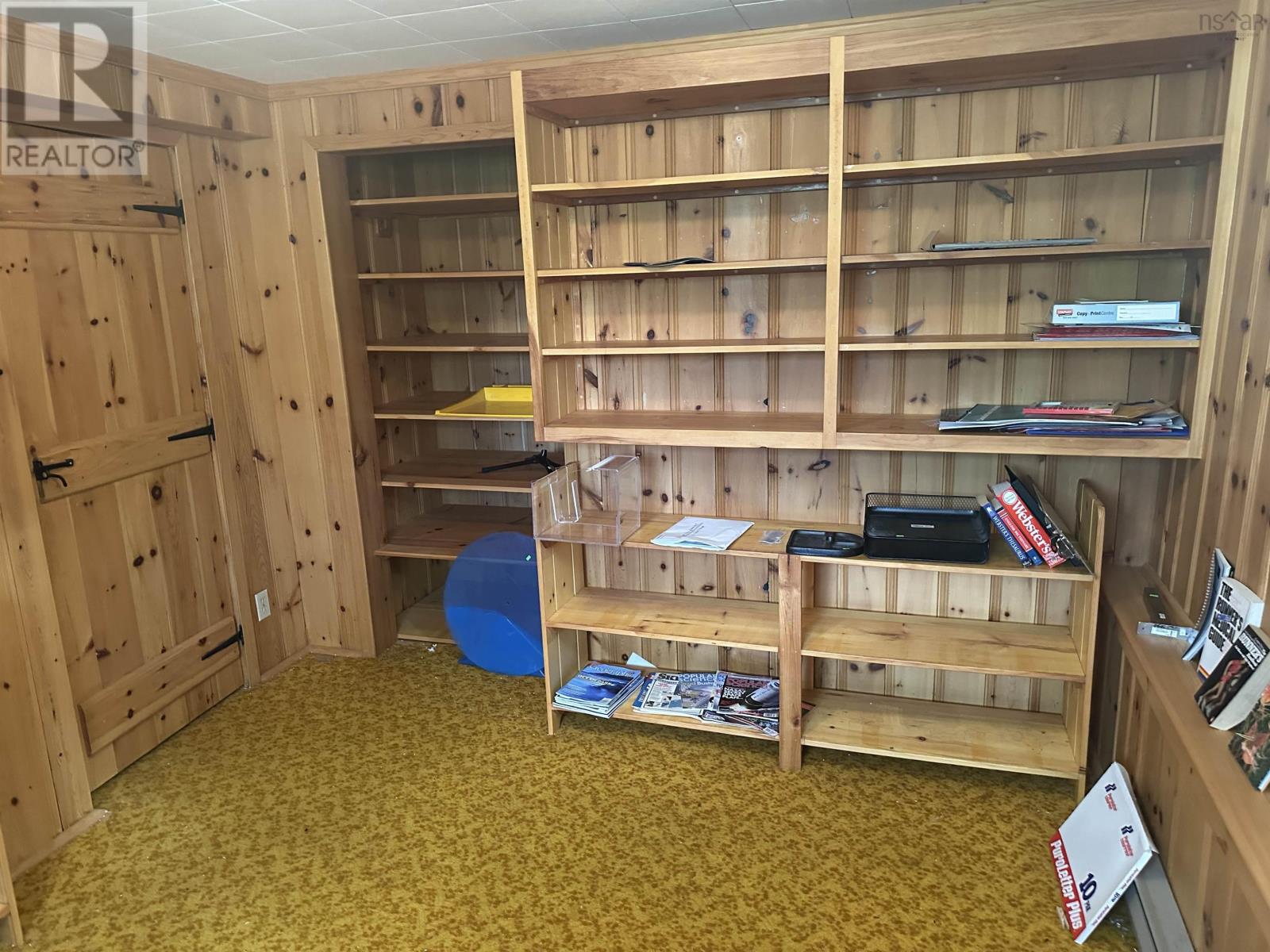 179 Camelot Drive - 21