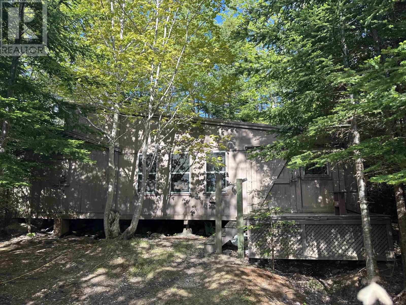 179 Camelot Drive - 35
