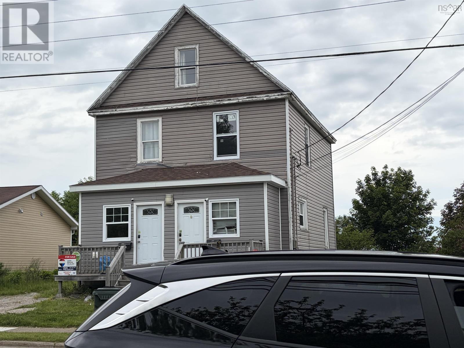 1491 Victoria Road - 2