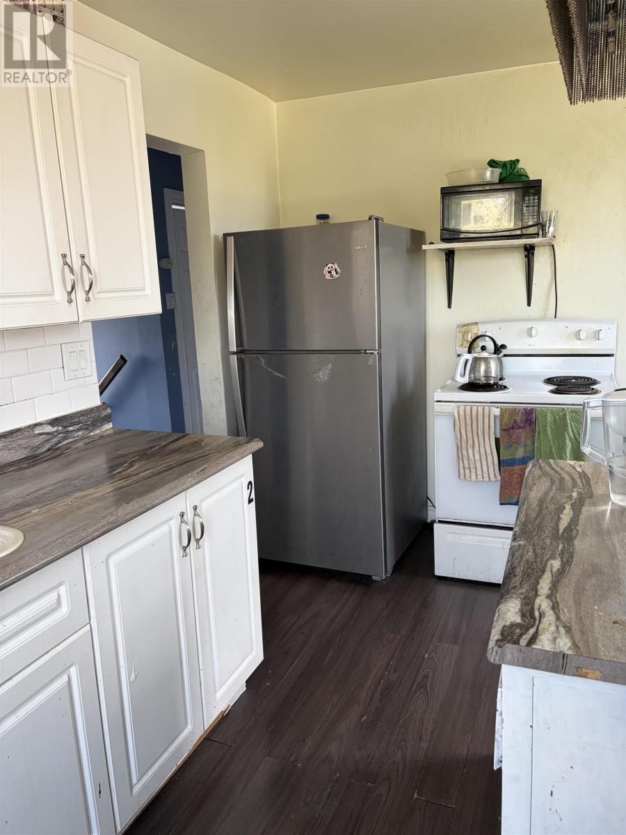 1491 Victoria Road - 14