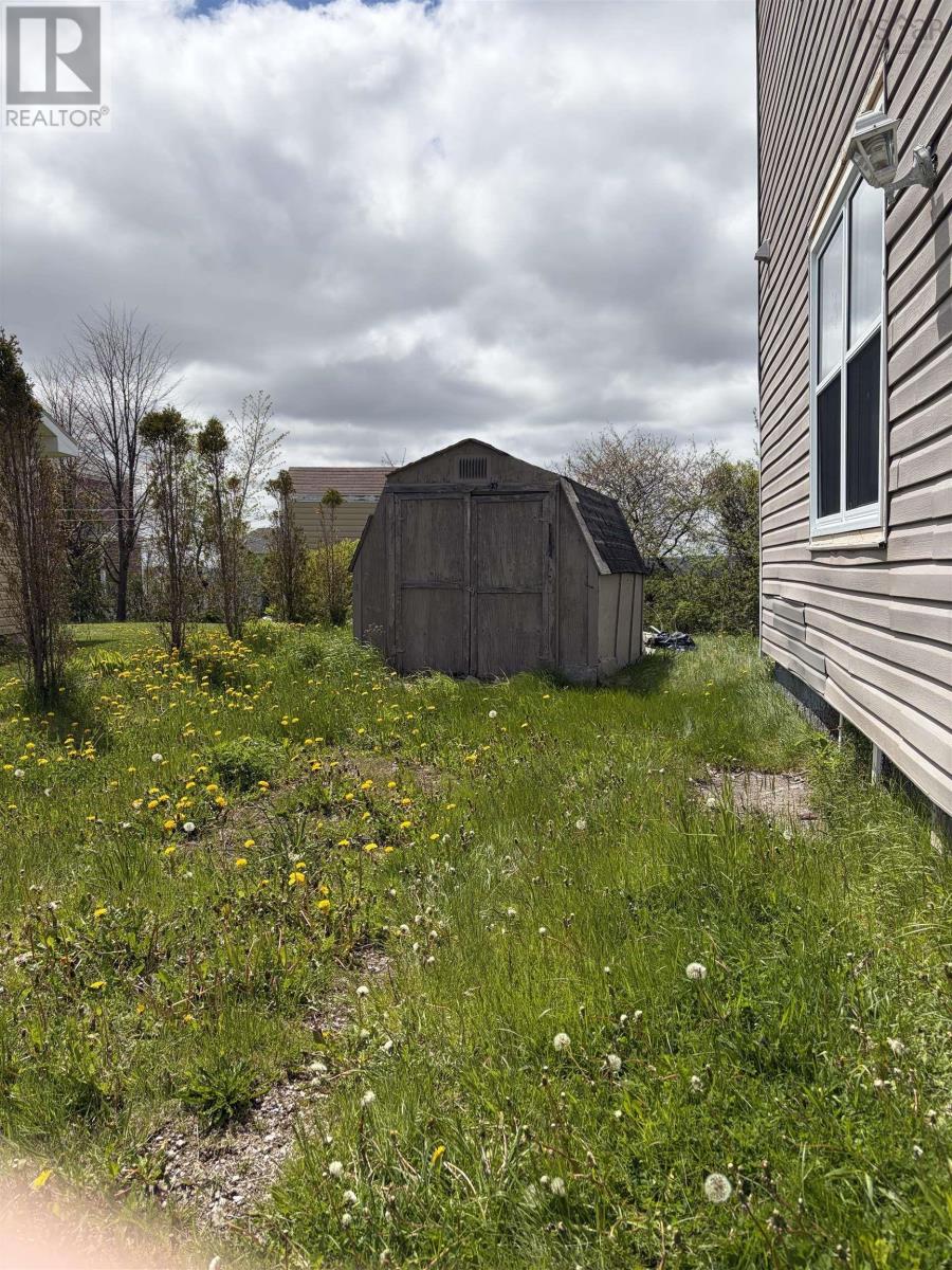 1491 Victoria Road - 9