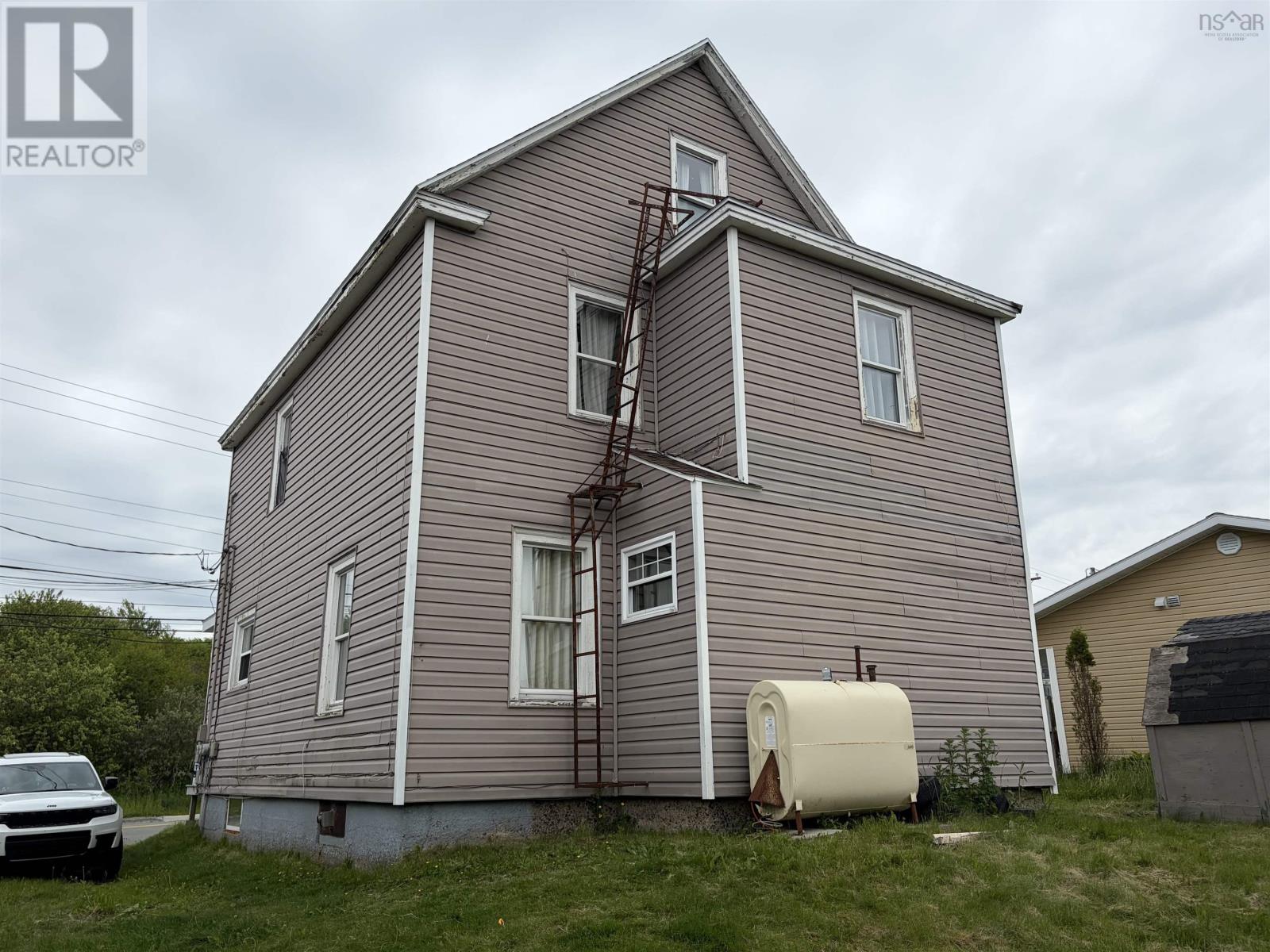 1491 Victoria Road - 6