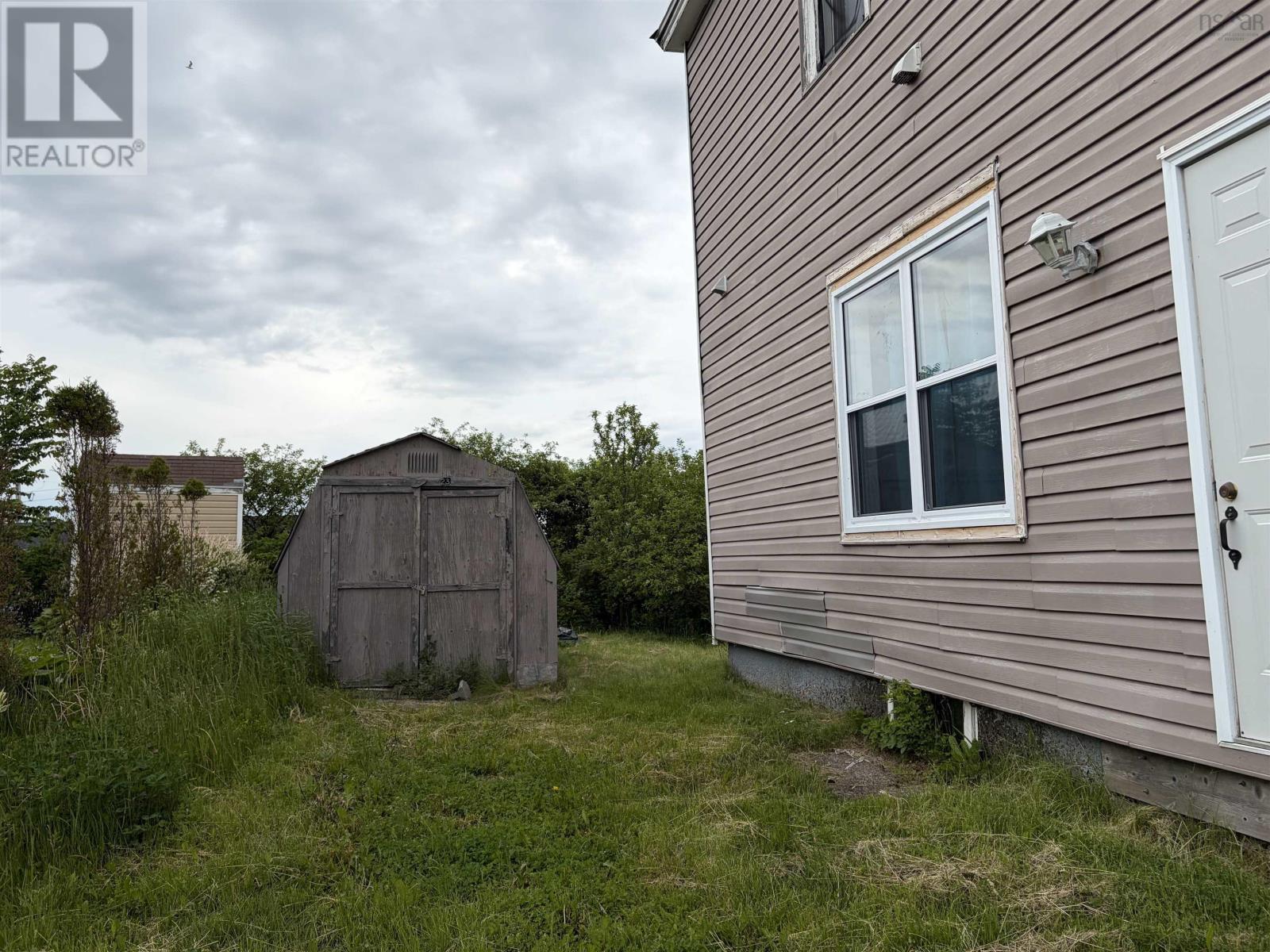 1491 Victoria Road - 7