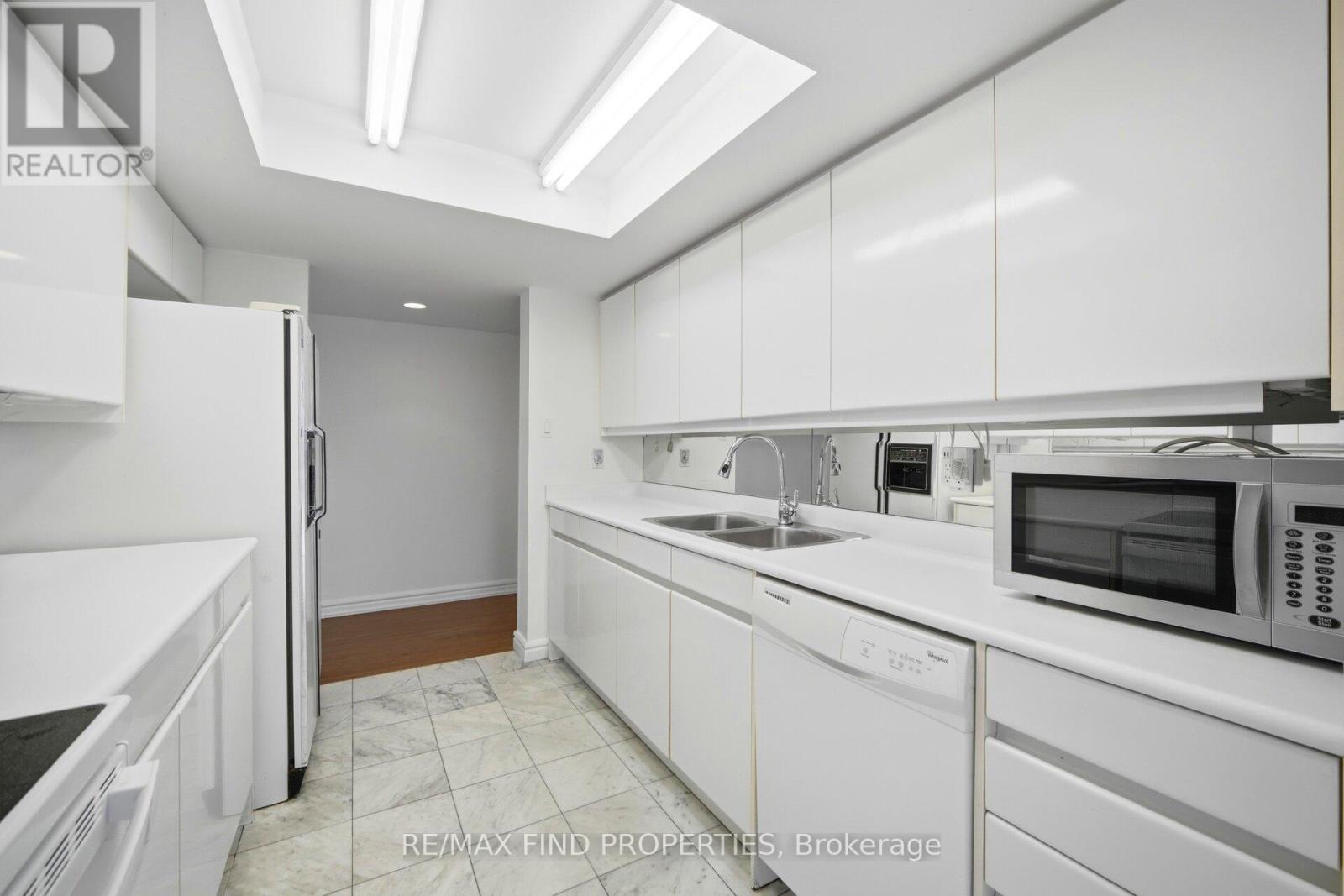 #1203 33 UNIVERSITY AVENUE - 10