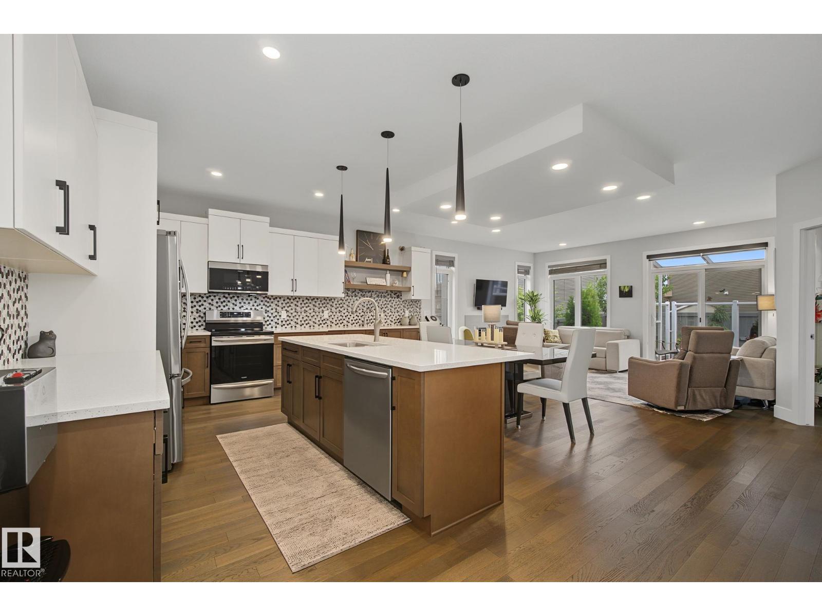 4208 GORESKY CL NW — photo 8