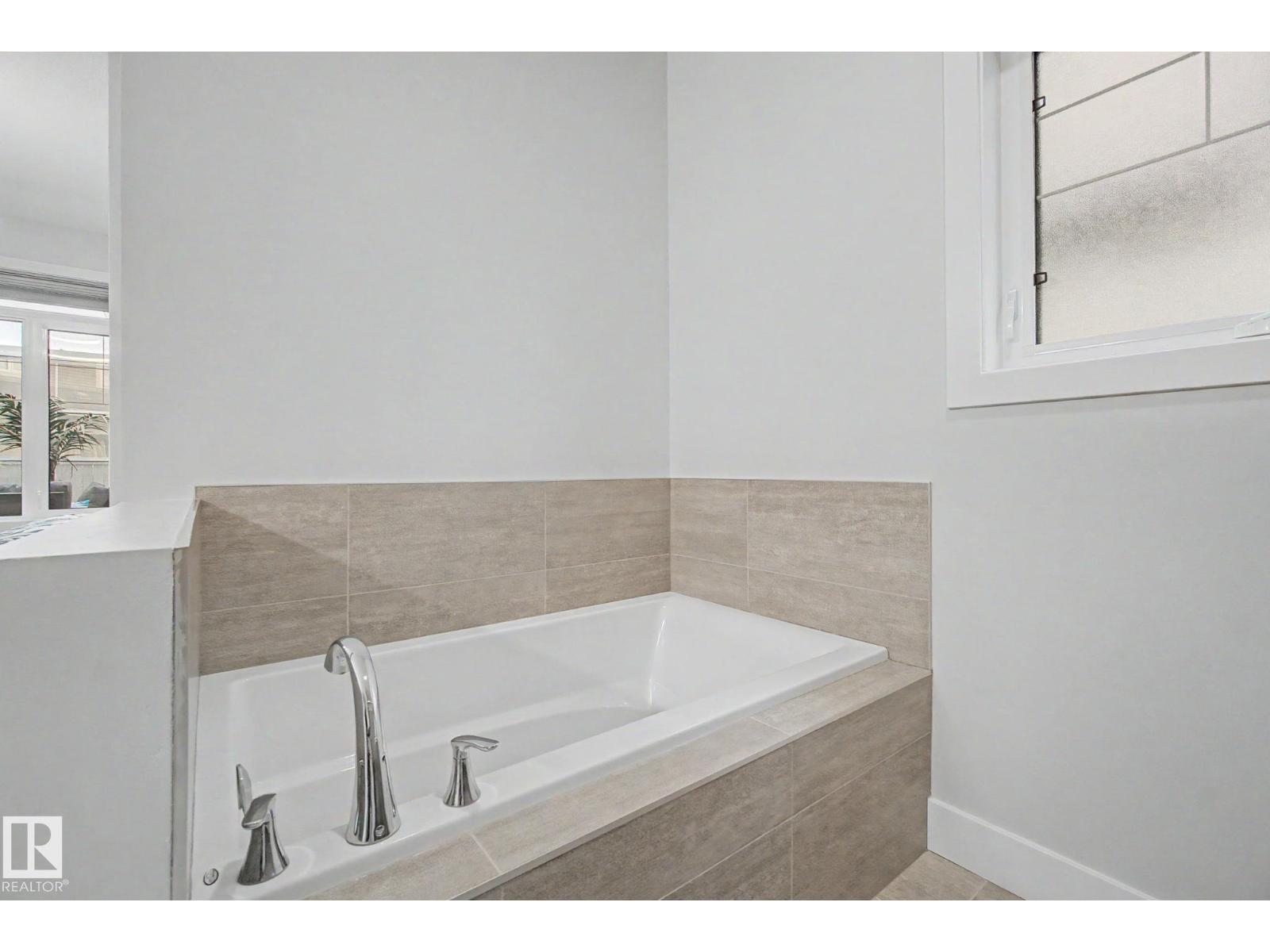 4208 GORESKY CL NW — photo 22