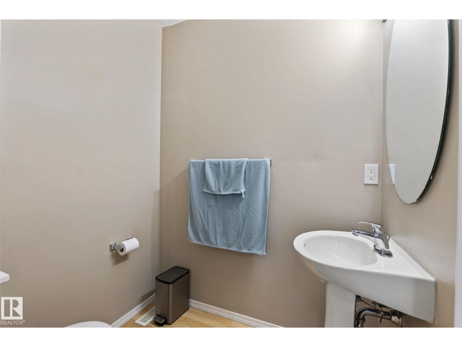 #92 4350 23 ST NW - 13